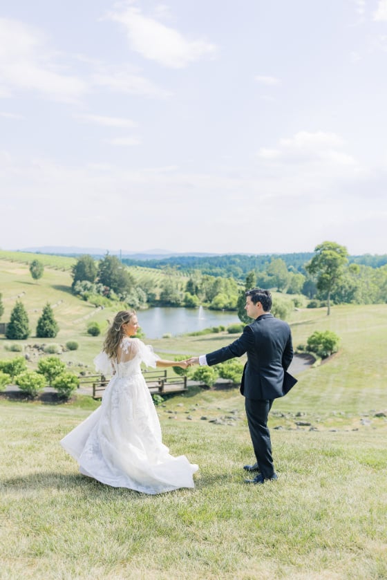 6-jules-nick-stone-tower-winery-southern-wedding-17