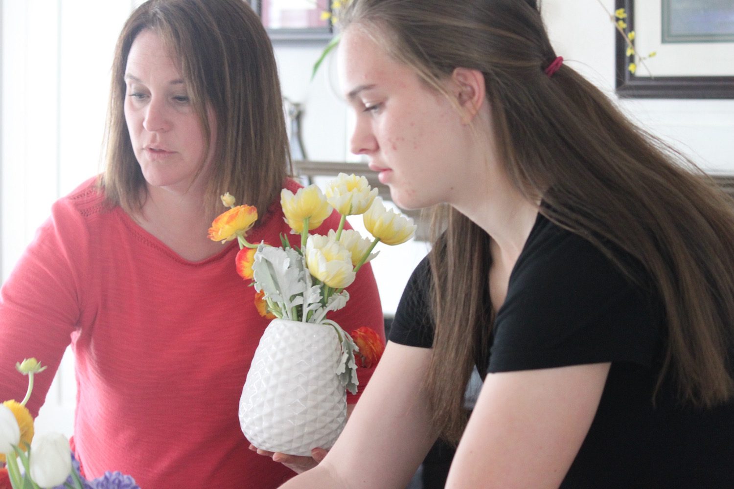 Easter-Jenn-Anna-setting-table.jpg